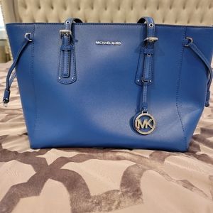Michael Kors Voyager Leather Tote Bag